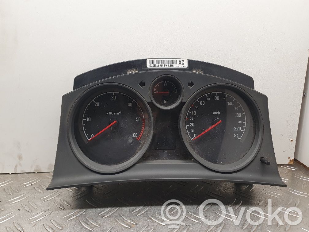 Opel Astra H Speedometer (instrument cluster) 