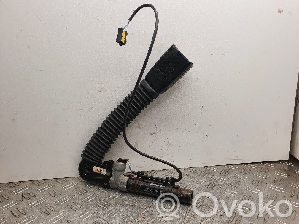 BMW 7 E65 E66 Sagtis diržo priekinė 