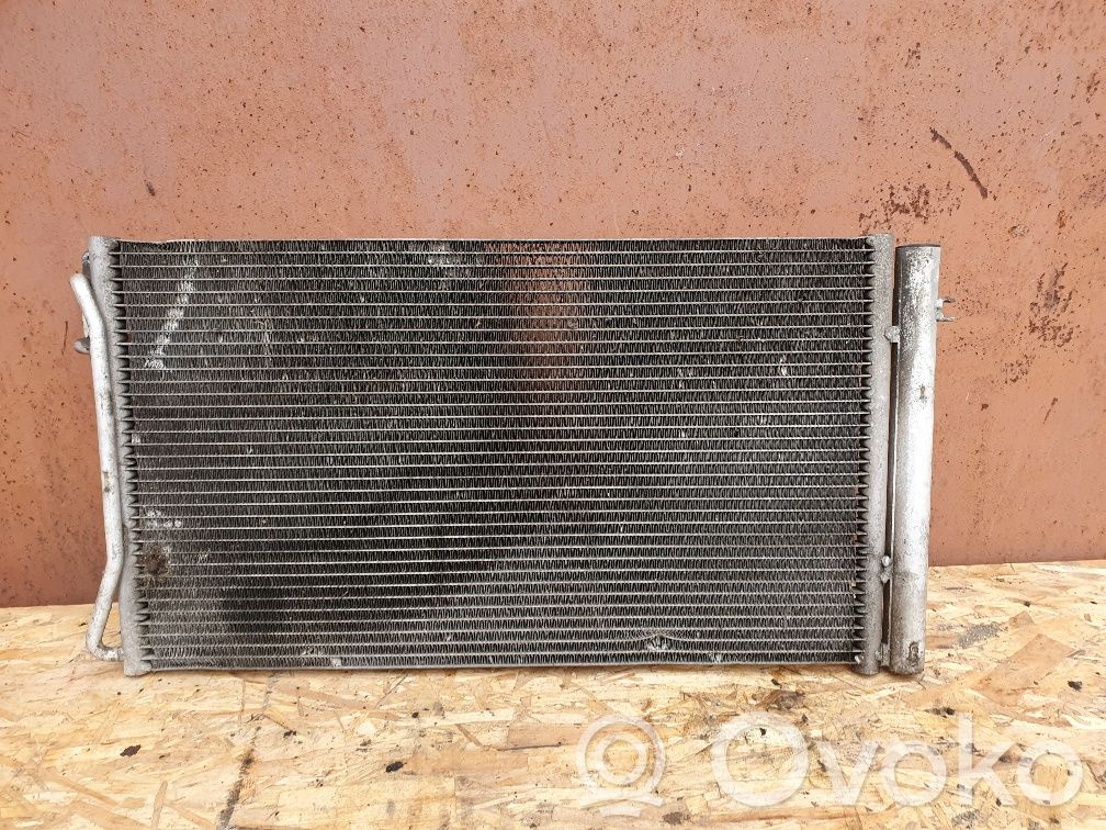 BMW 1 E81 E87 Gaisa kondicioniera dzeses radiators 