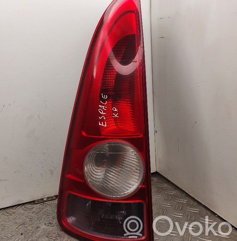 Renault Espace -  Grand espace IV Aizmugurējais lukturis virsbūvē 