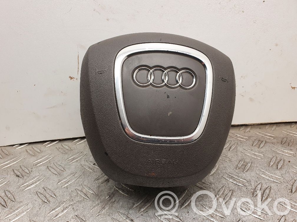 Audi Q7 4L Vairo oro pagalvė 