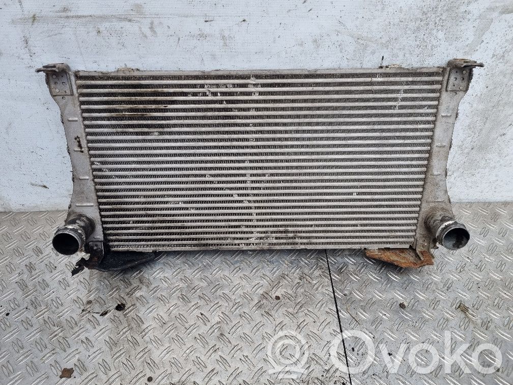 Toyota Auris 150 Interkūlerio radiatorius 