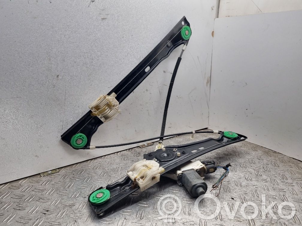 BMW 3 E90 E91 Front door window regulator with motor 