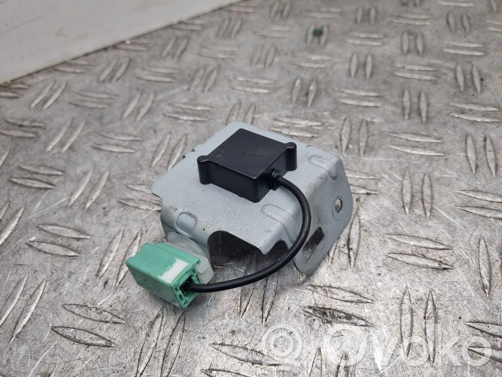 Mazda CX-7 Antena (GPS antena) 