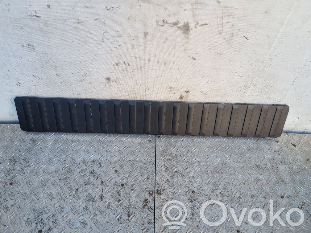 BMW X5 E53 Tailgate trim 