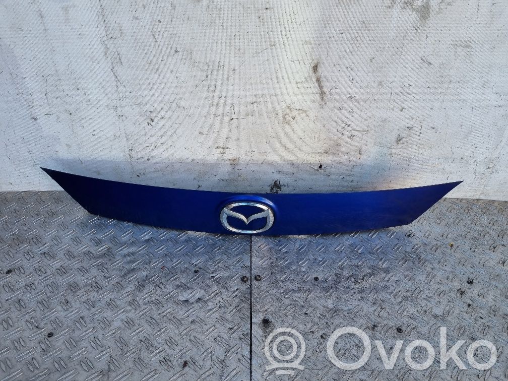 Mazda 6 Trunk door license plate light bar 