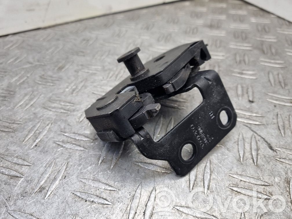 Tailgate lock latch   30649106