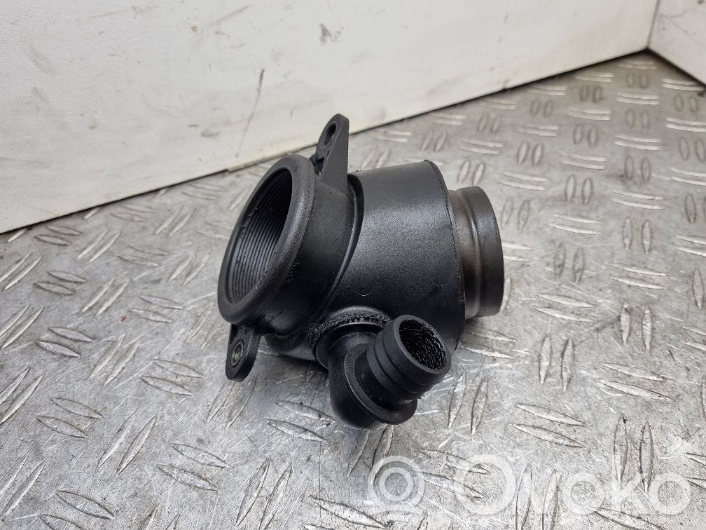 Audi Q7 4L Turbo air intake inlet pipe/hose 