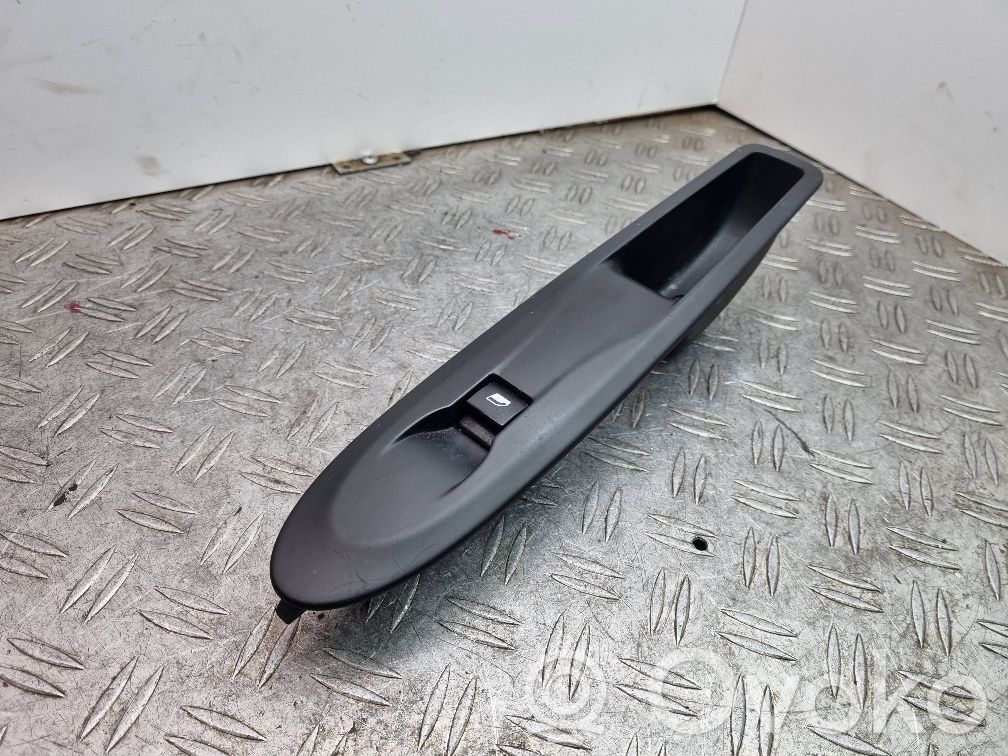 Electric window control switch   96638232XT,96657927ZD
