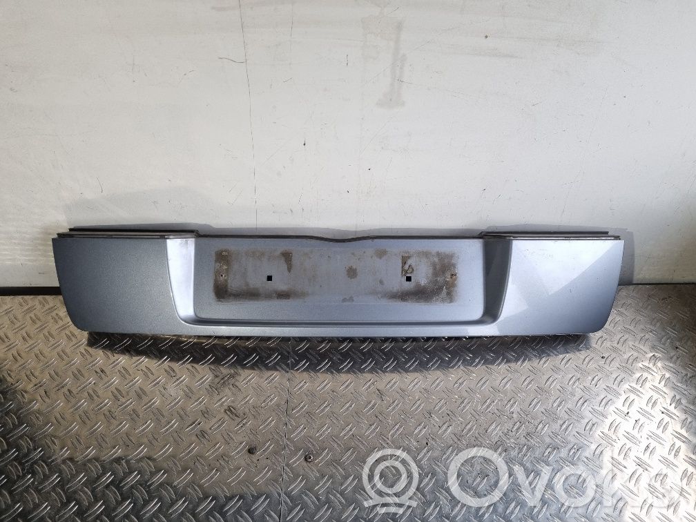 Opel Signum Tailgate trim 