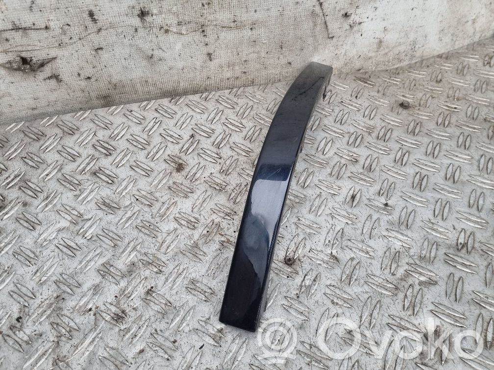 BMW 7 E65 E66 Rear/tail light trim molding 