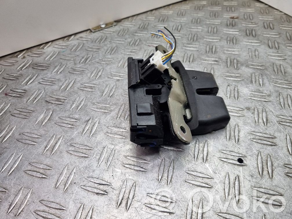 Ford Fiesta Aizmugurējā pārsega slēdzene 