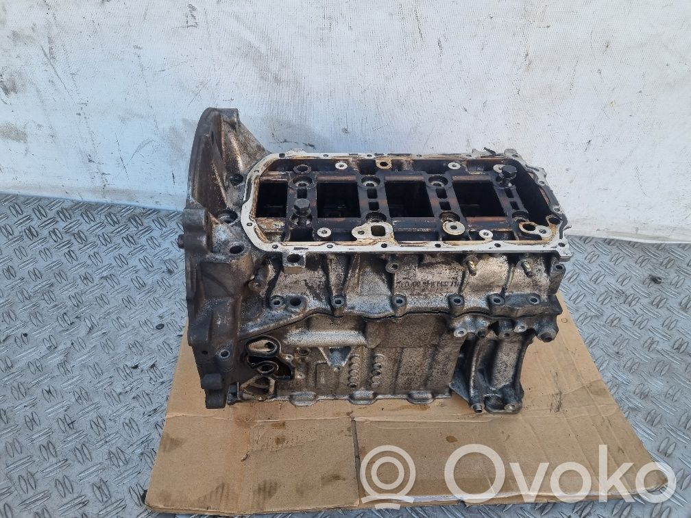 Mini One - Cooper Coupe R56 Engine block 