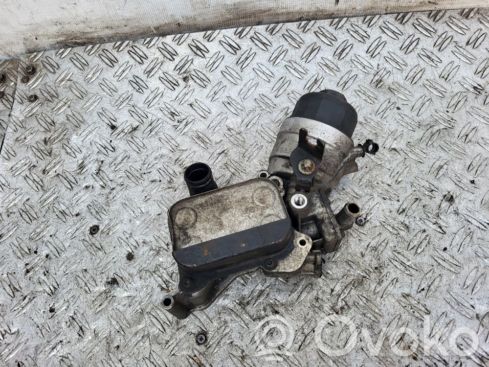 Opel Meriva B Oil filter mounting bracket 