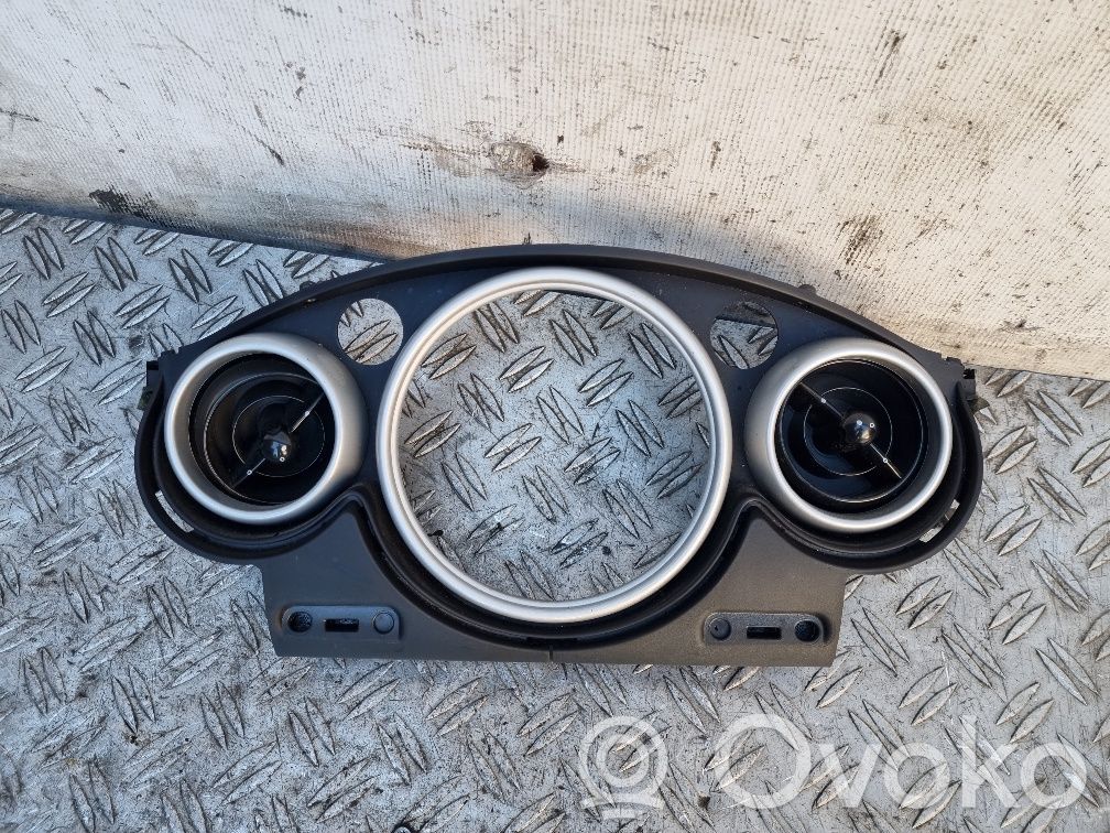 Mini One - Cooper Cabrio R52 Dashboard trim 