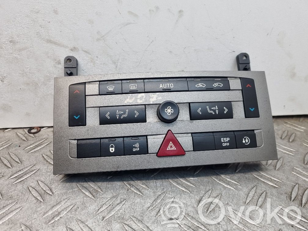 Peugeot 407 Climate control unit 