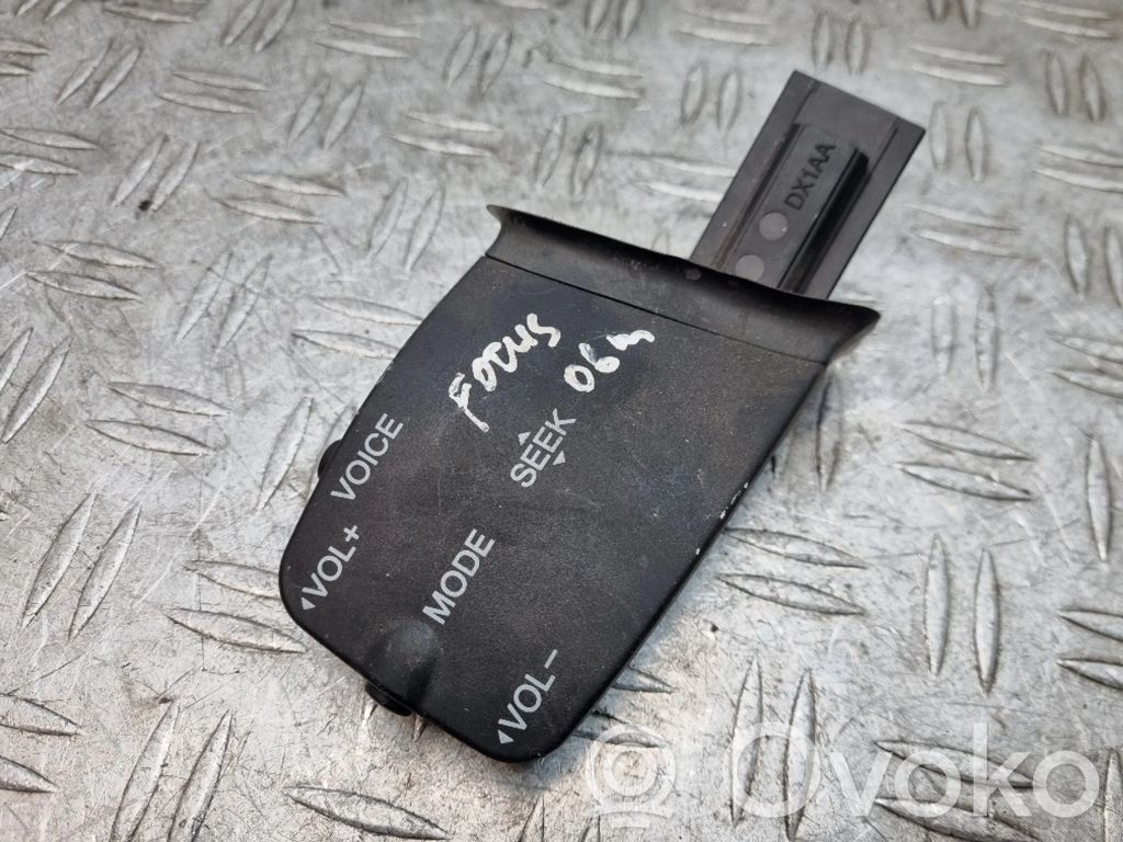 Multifunctional control switch/knob   3M5T14K147BE