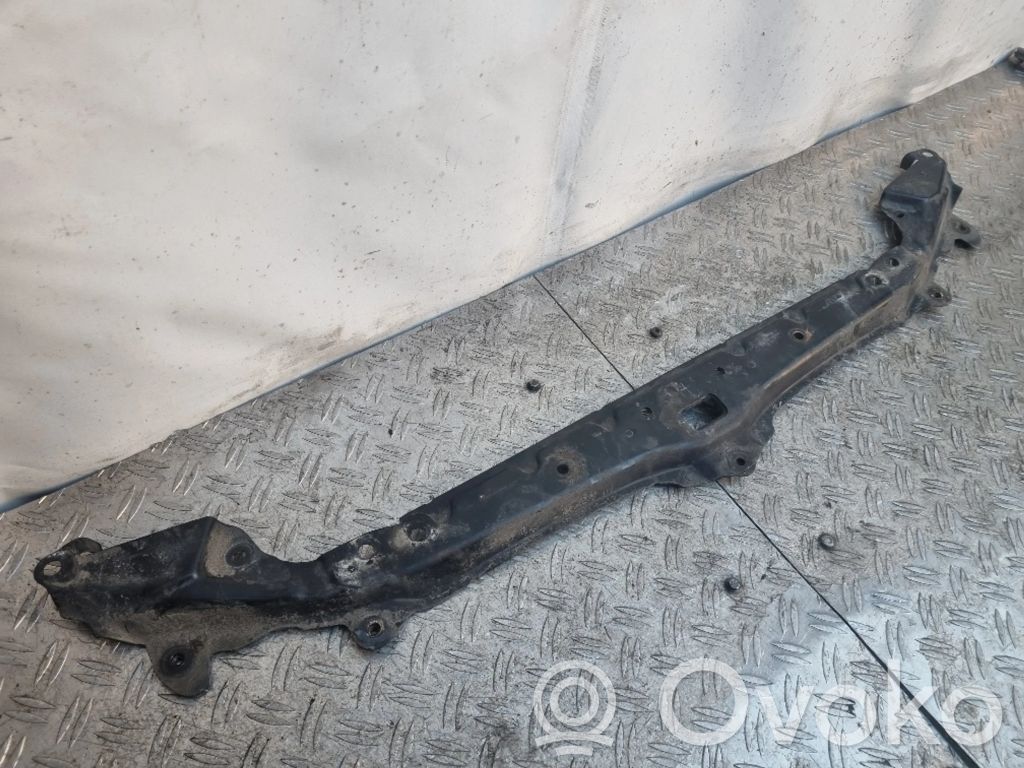 BMW 5 E60 E61 Radiatoru paneļa augšējā daļa (televizors) 