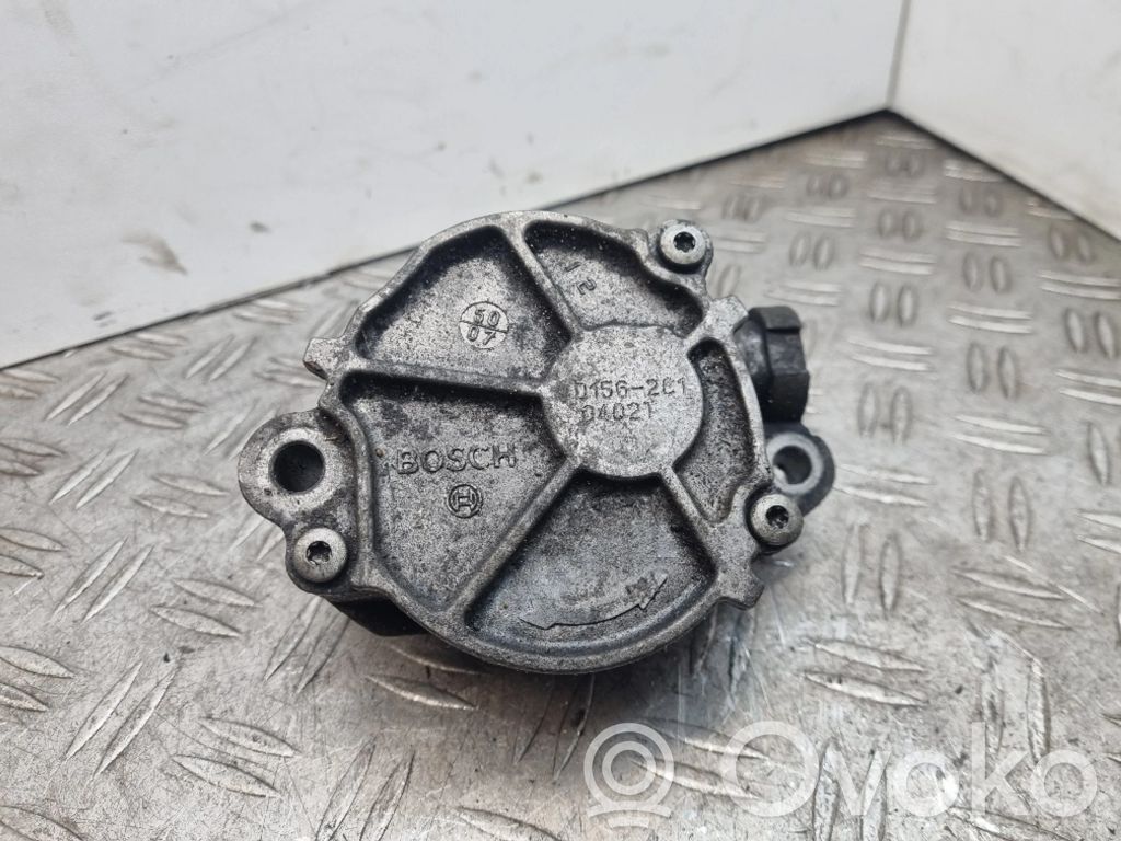 Ford Focus Vacuum pump 