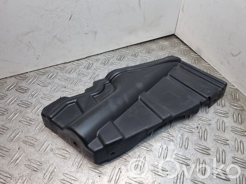 Hyundai i30 Front underbody cover/under tray 