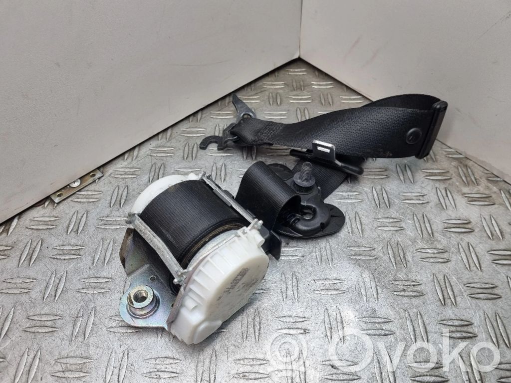 BMW 1 E81 E87 Front seatbelt 