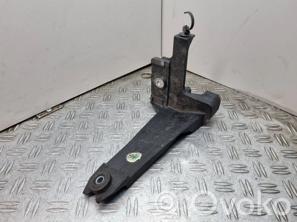 Opel Astra K ABS pump bracket 