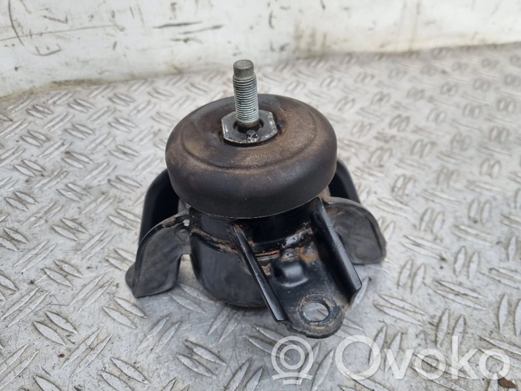 KIA Rio Engine mount bracket 