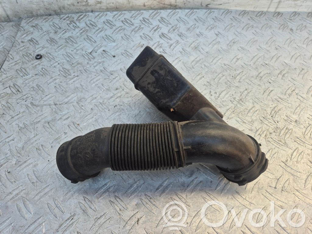 Opel Corsa E Air intake duct part 