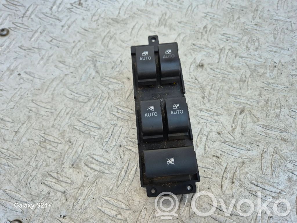 Opel Antara Electric window control switch 