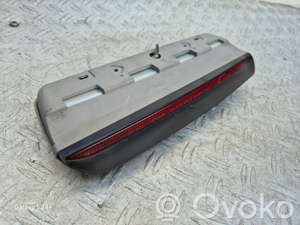 Subaru Impreza II Third/center stoplight 
