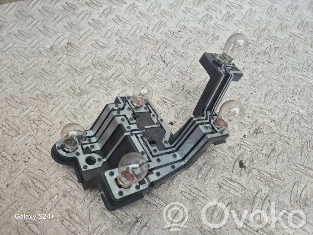 Audi TT Mk1 Tail light bulb cover holder 