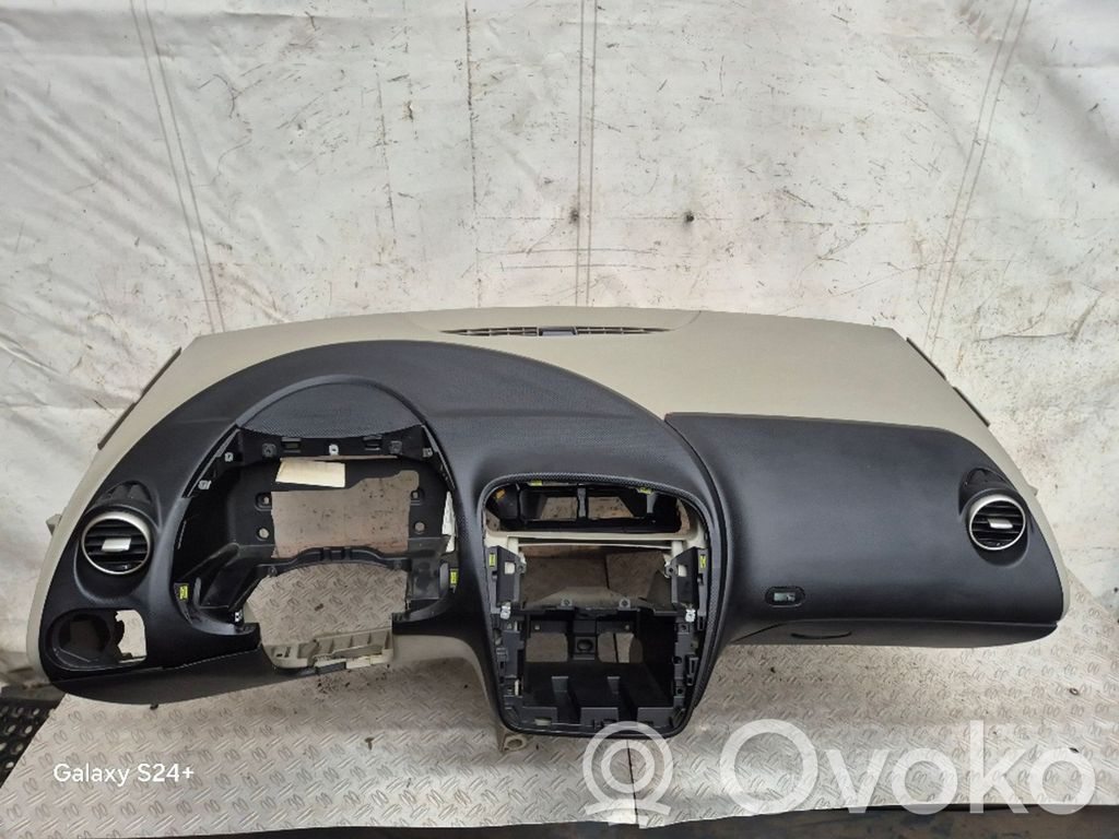 Seat Altea XL Panelė 