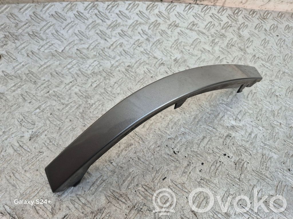 BMW 7 E65 E66 Rear/tail light trim molding 
