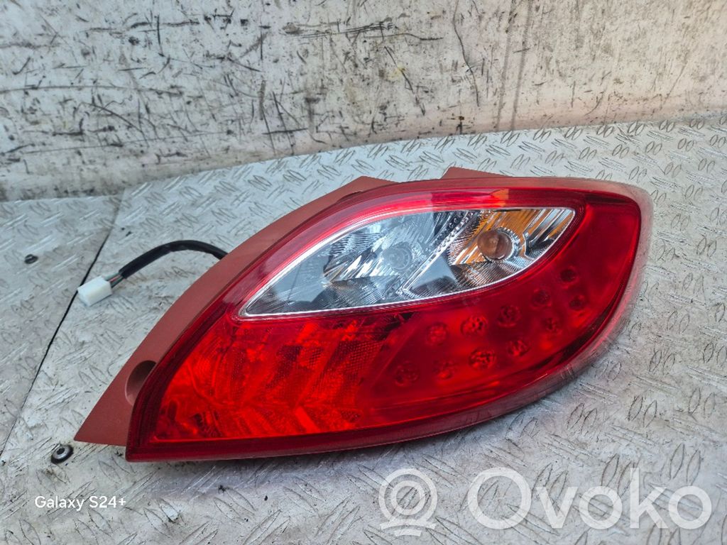 Mazda 2 Rear/tail lights 