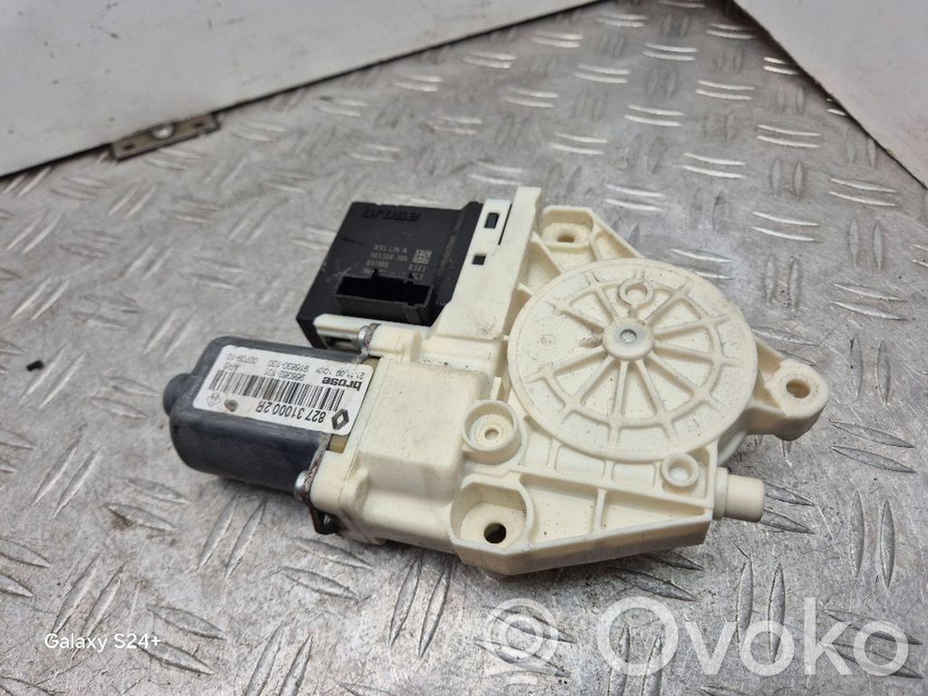 Renault Megane III Rear door window regulator motor 
