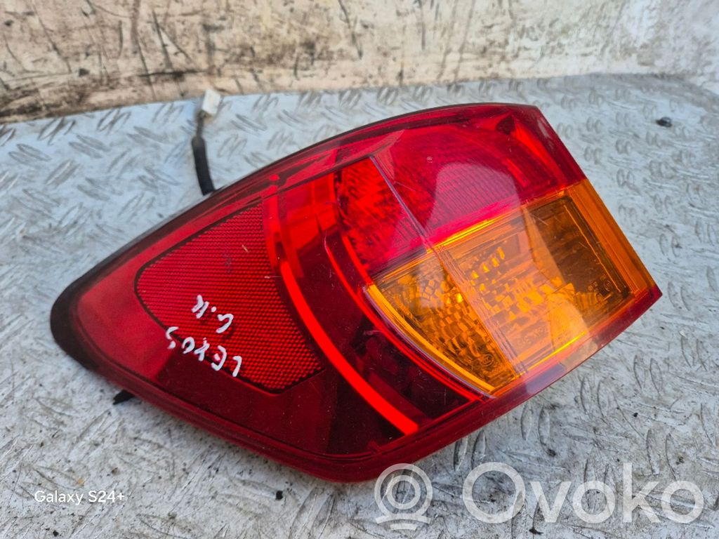 Lexus IS 220D-250-350 Rear/tail lights 