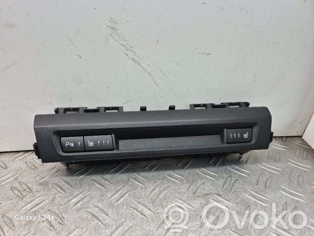 Seat heating switch   BHS2A,BHR155260