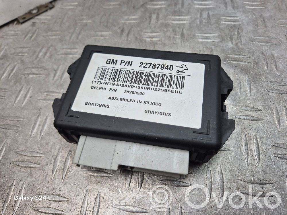 Opel Antara Unité de commande, module PDC aide au stationnement 