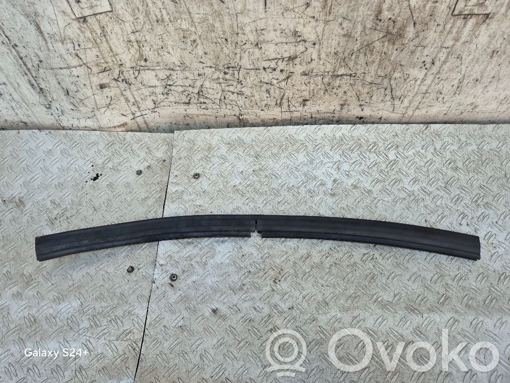 BMW X1 E84 Engine compartment rubber 