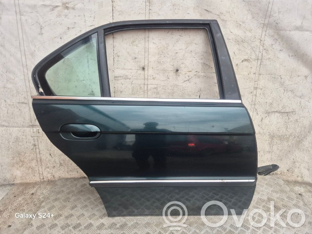 Rear door
