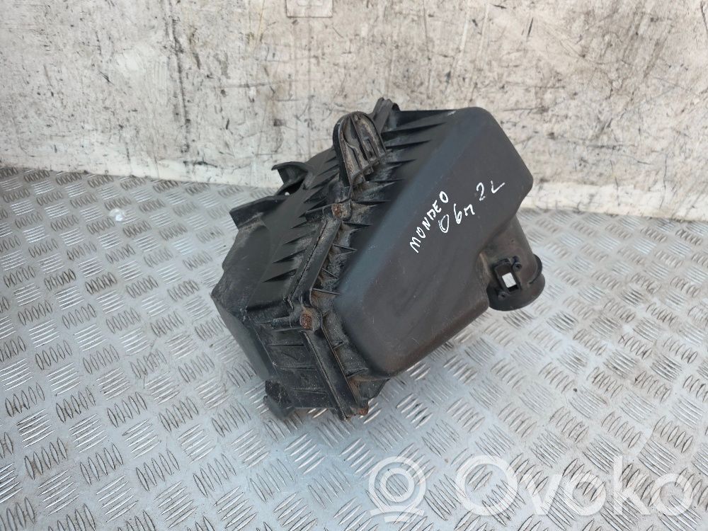 Ford Mondeo MK IV Luftfilterkasten 