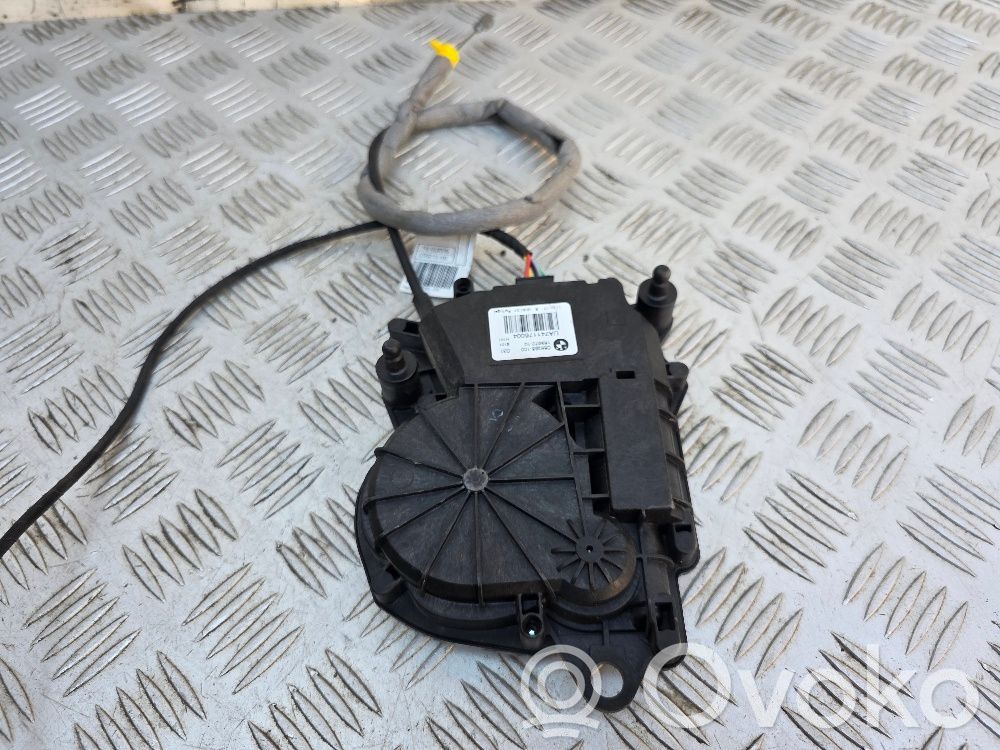 BMW 5 G30 G31 G38 Siłownik elektryczny podnoszenia klapy tylnej / bagażnika 
