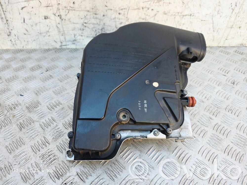 BMW 7 F01 F02 F03 F04 Air filter box 