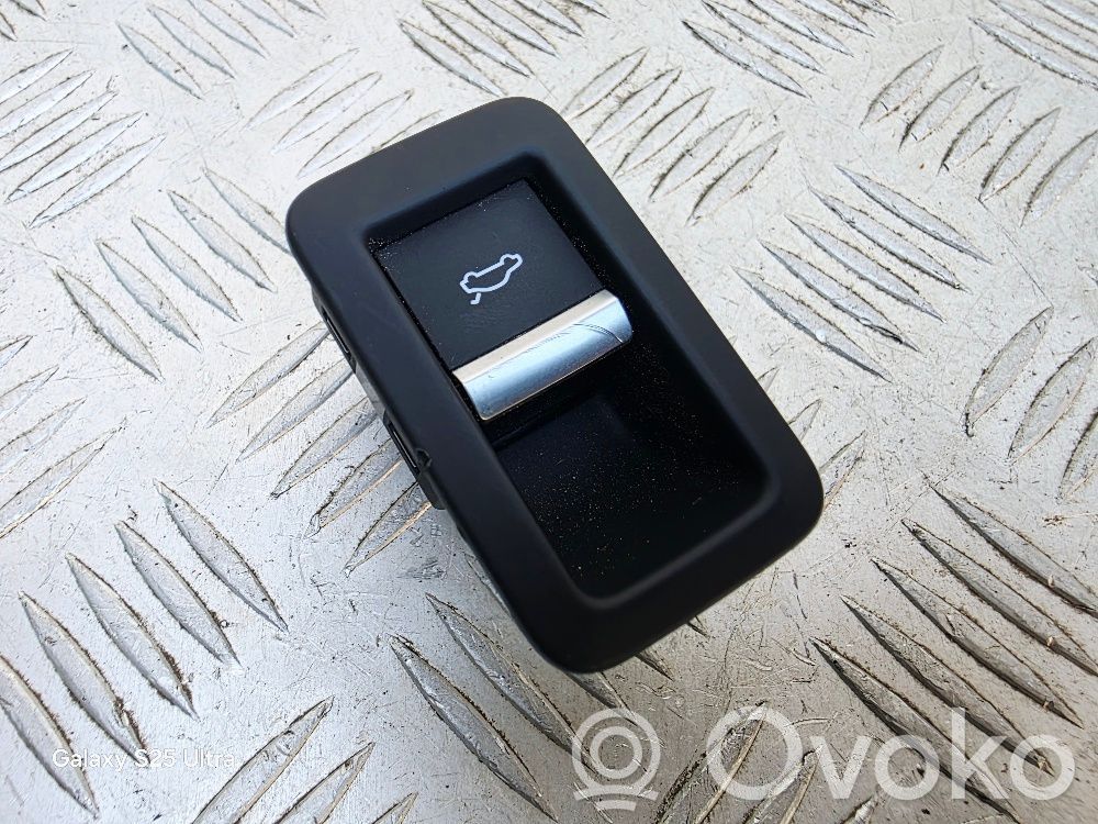 Audi Q5 SQ5 FY Tailgate opening switch 