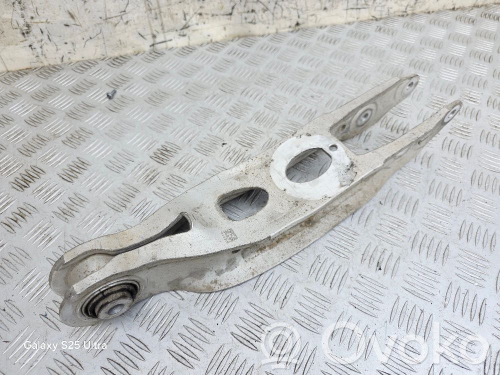 Audi A4 S4 B9 Rear upper control arm/wishbone 