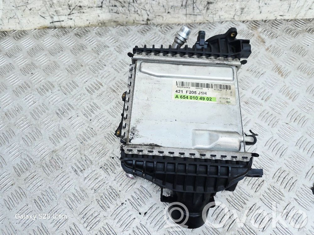 Mercedes-Benz E W213 Chłodnica powietrza doładowującego / Intercooler 