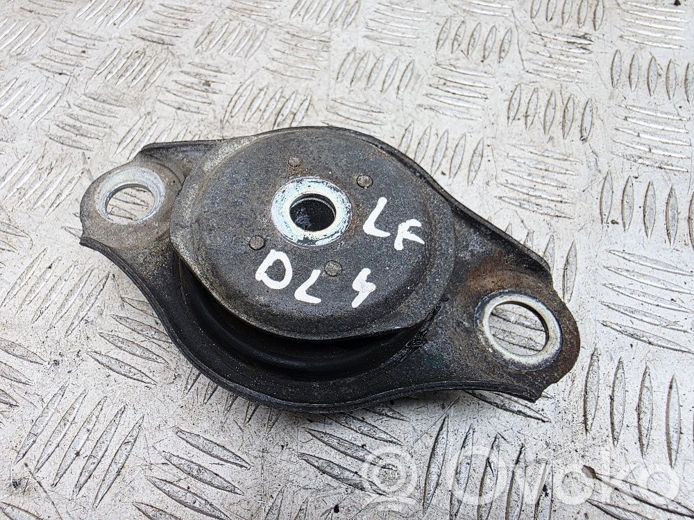 Engine mount bracket   005185381900,5185381900