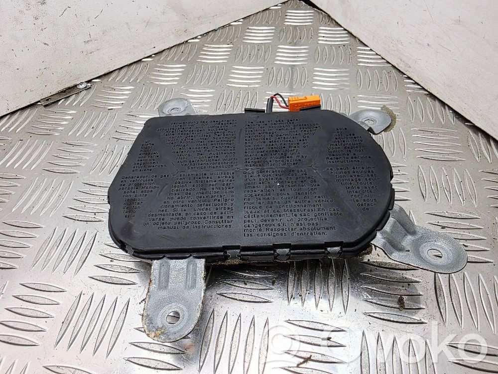 BMW 7 E38 Front door airbag 