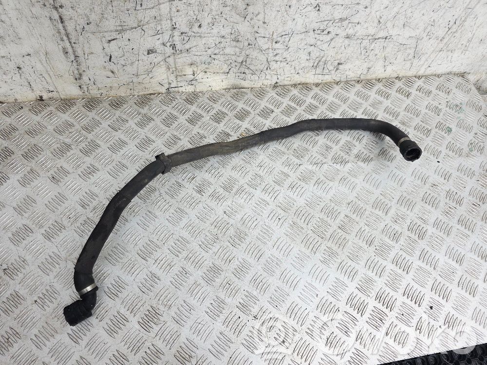 BMW 3 E92 E93 Engine coolant pipe/hose 