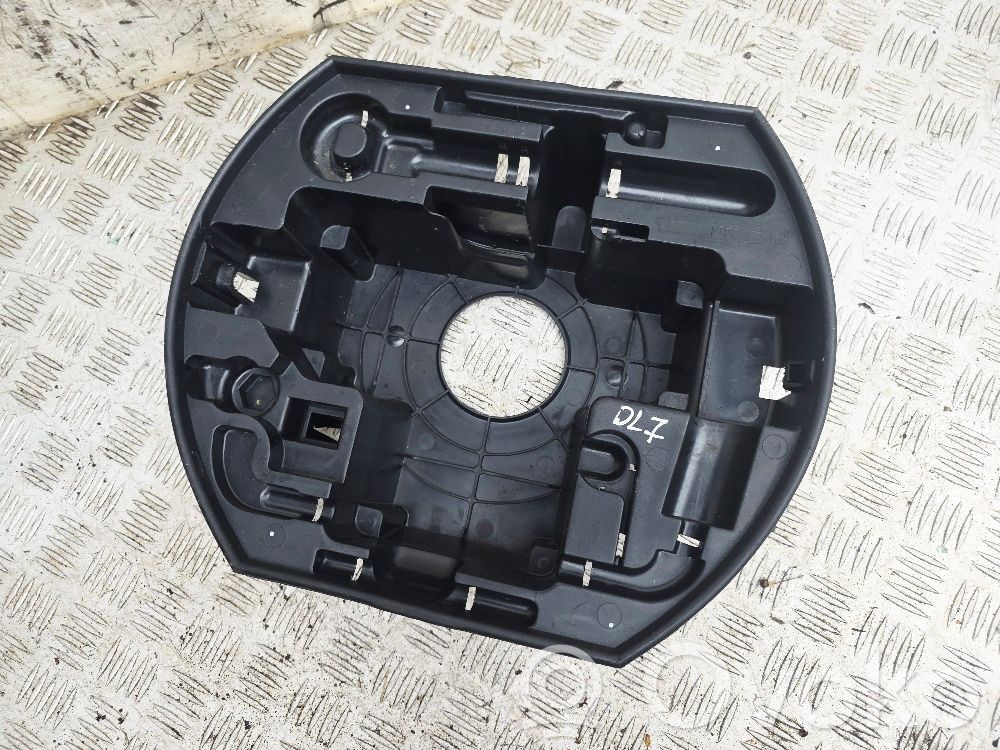 Peugeot 208 I Tool box 